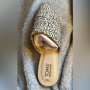 Toms Jade Mini Cheetah Print Slip On Mules Size 9